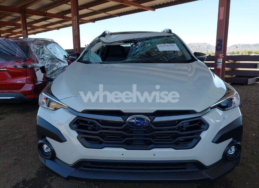 Photo 6 of 2024 Subaru Crosstrek PREMIUM (VIN JF2GUADC8RH371288)