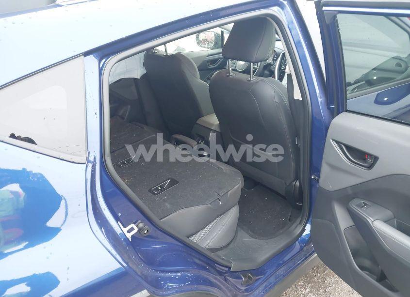 Photo 8 of 2024 Subaru Crosstrek PREMIUM (VIN JF2GUADC8RH380167)