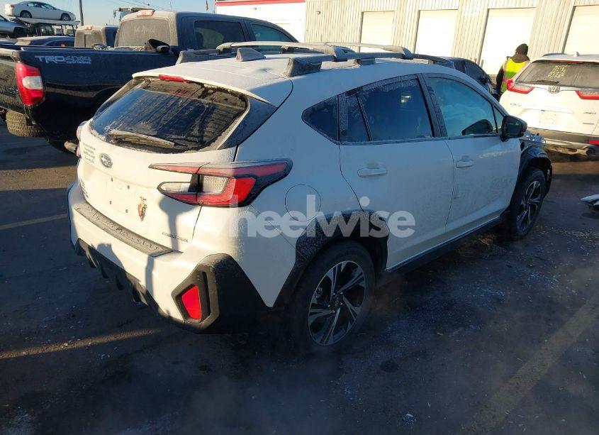 Photo 4 of 2024 Subaru Crosstrek PREMIUM (VIN JF2GUADC9R8335089)