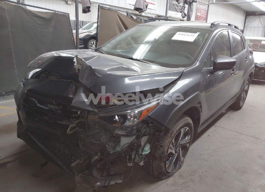 Photo 2 of 2024 Subaru Crosstrek PREMIUM (VIN JF2GUADC9RH225613)