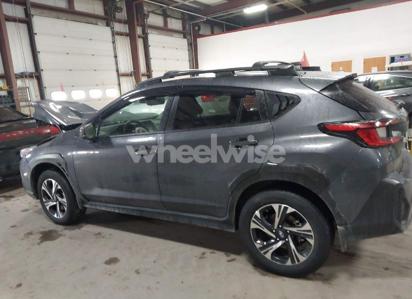 Photo 14 of 2024 Subaru Crosstrek PREMIUM (VIN JF2GUADC9RH253153)