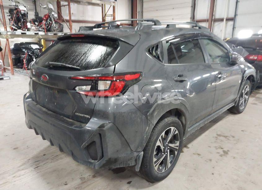 Photo 4 of 2024 Subaru Crosstrek PREMIUM (VIN JF2GUADC9RH253153)