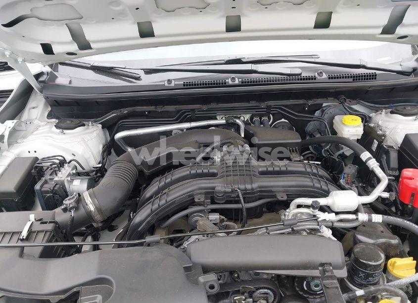 Photo 10 of 2024 Subaru Crosstrek PREMIUM (VIN JF2GUADCXR8264775)