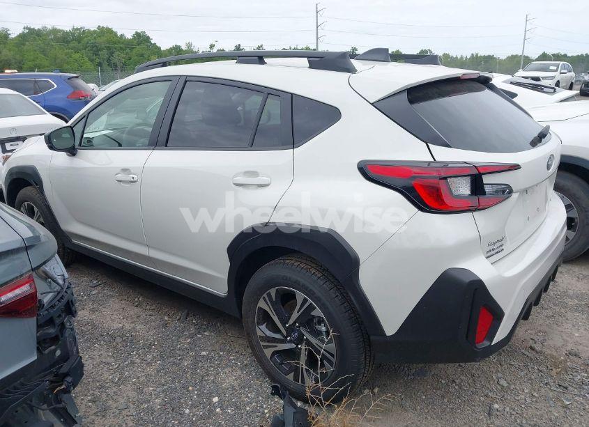 Photo 3 of 2024 Subaru Crosstrek PREMIUM (VIN JF2GUADCXR8264775)