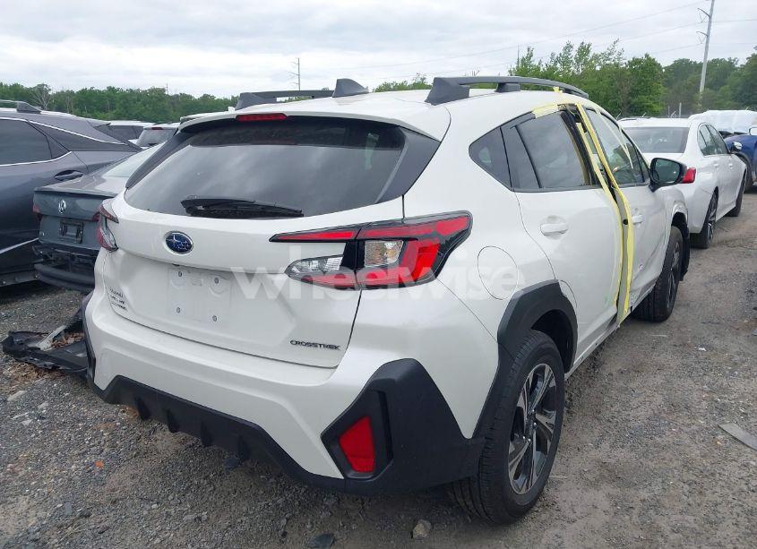 Photo 4 of 2024 Subaru Crosstrek PREMIUM (VIN JF2GUADCXR8264775)
