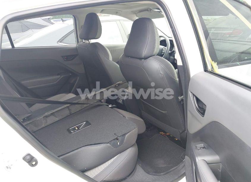 Photo 8 of 2024 Subaru Crosstrek PREMIUM (VIN JF2GUADCXR8264775)