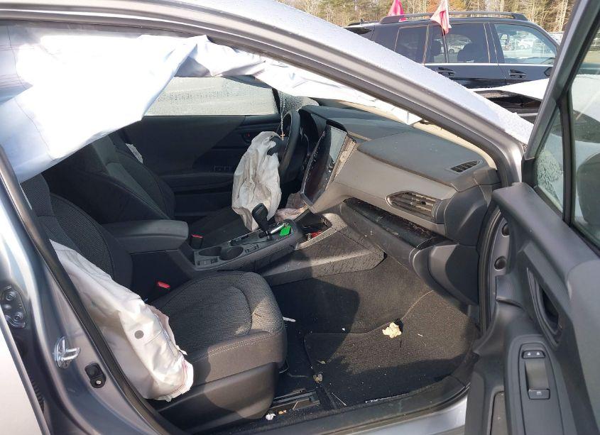 Photo 5 of 2024 Subaru Crosstrek PREMIUM (VIN JF2GUADCXR8272908)