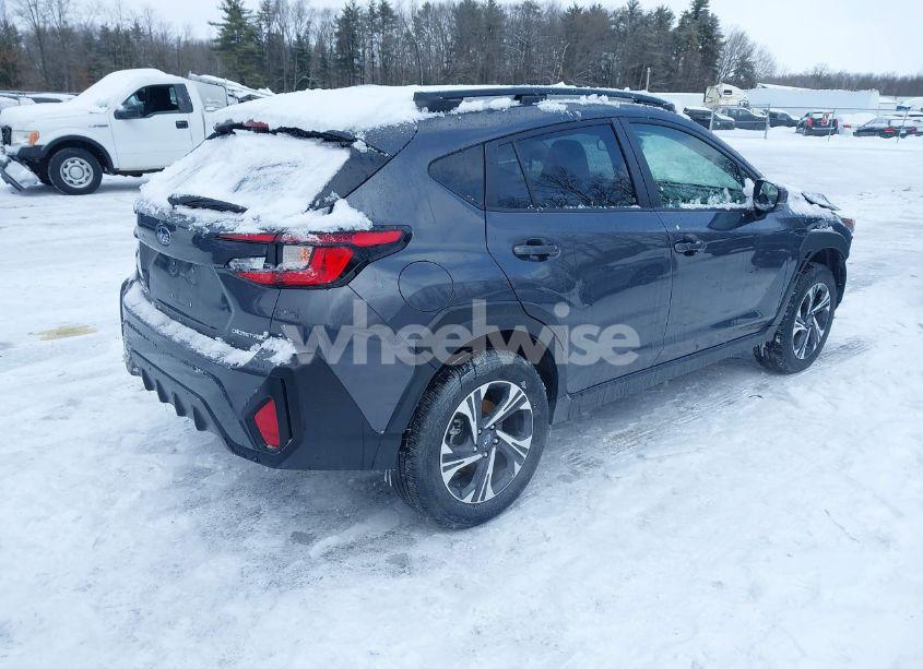 Photo 4 of 2024 Subaru Crosstrek PREMIUM (VIN JF2GUADCXR8273959)