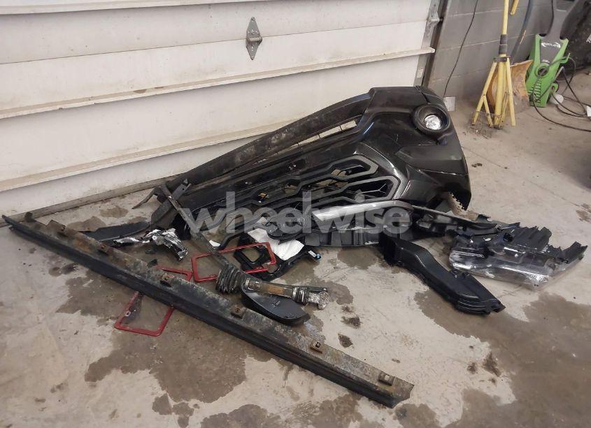 Photo 12 of 2024 Subaru Crosstrek PREMIUM (VIN JF2GUADCXR8881061)