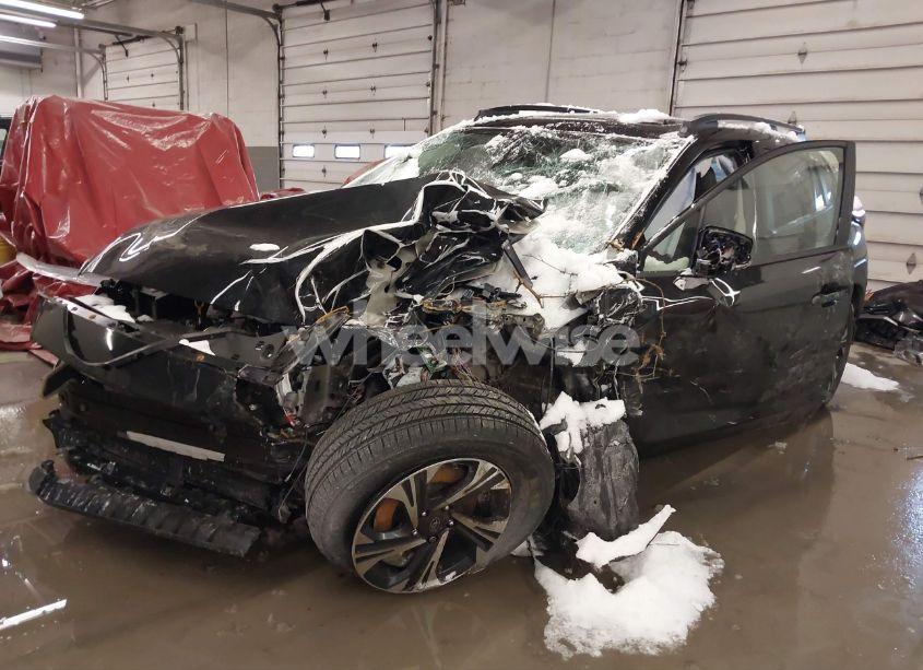 Photo 2 of 2024 Subaru Crosstrek PREMIUM (VIN JF2GUADCXR8881061)