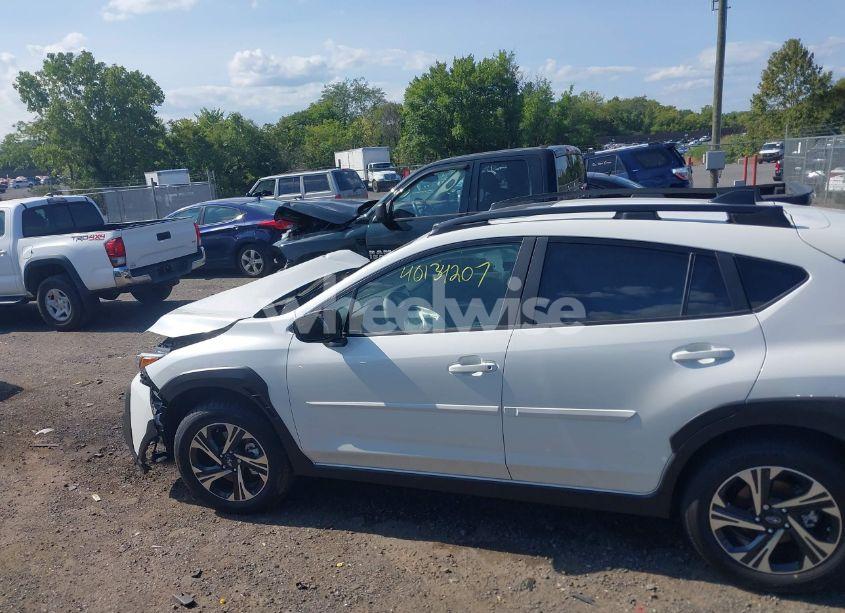 Photo 13 of 2024 Subaru Crosstrek PREMIUM (VIN JF2GUADCXRH374113)