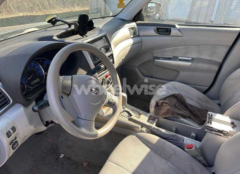 Photo 5 of 2009 Subaru Forester N/A (VIN JF2SH61609H704710)