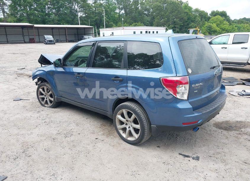 Photo 3 of 2009 Subaru Forester 2.5X (VIN JF2SH61609H704738)