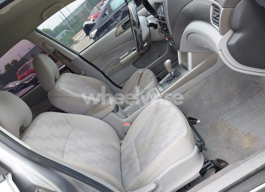 Photo 5 of 2009 Subaru Forester 2.5X (VIN JF2SH61609H761263)