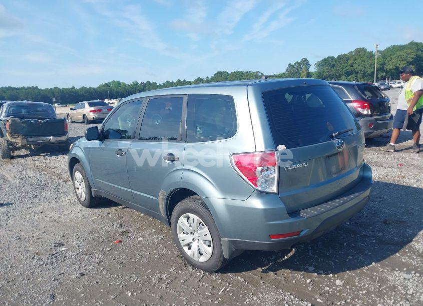 Photo 3 of 2009 Subaru Forester 2.5X (VIN JF2SH61619G790048)
