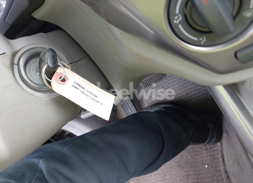 Photo 11 of 2009 Subaru Forester 2.5X (VIN JF2SH61619H702092)