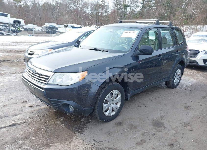 Photo 2 of 2009 Subaru Forester 2.5X (VIN JF2SH61619H702092)