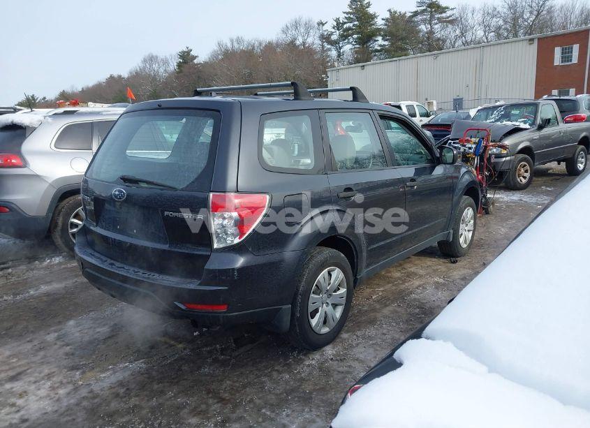 Photo 4 of 2009 Subaru Forester 2.5X (VIN JF2SH61619H702092)