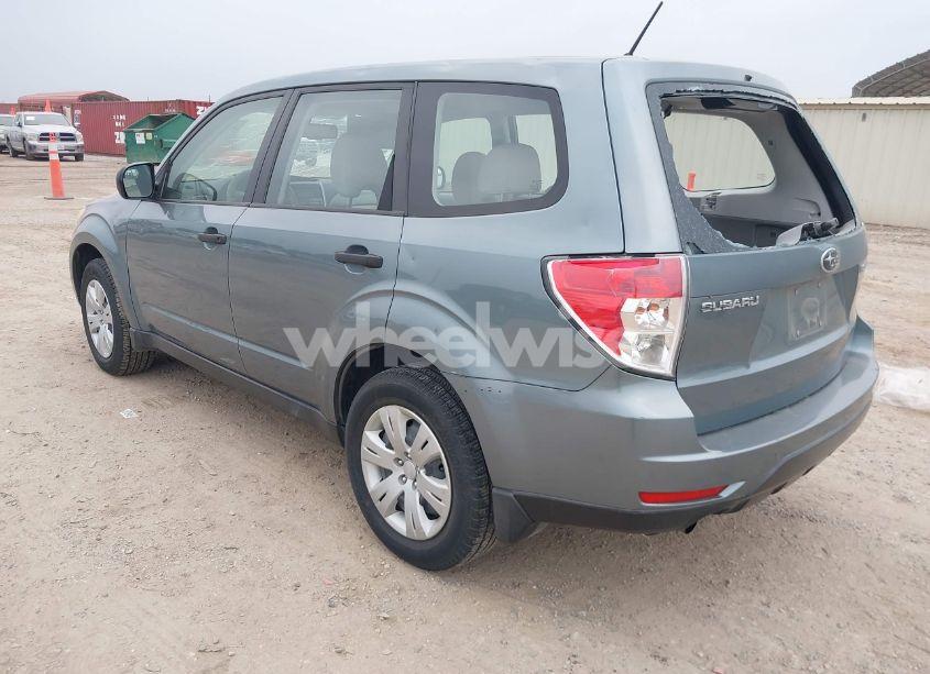 Photo 3 of 2009 Subaru Forester 2.5X (VIN JF2SH61619H747730)