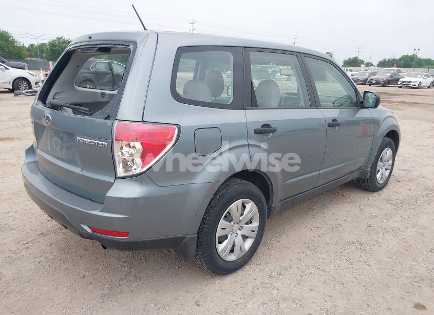 Photo 4 of 2009 Subaru Forester 2.5X (VIN JF2SH61619H747730)