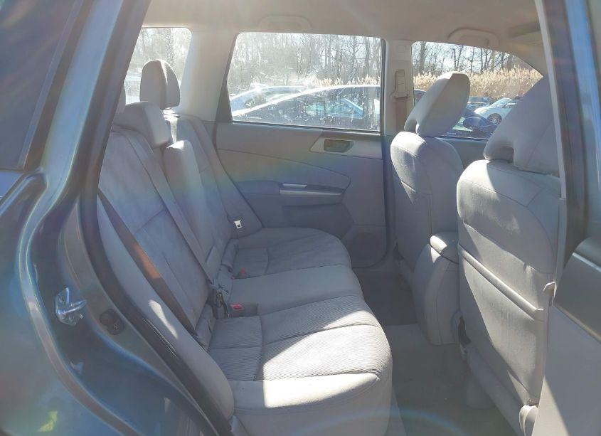 Photo 8 of 2009 Subaru Forester 2.5X (VIN JF2SH61629G735625)