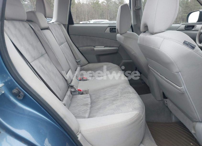 Photo 8 of 2009 Subaru Forester 2.5X (VIN JF2SH61629H702652)