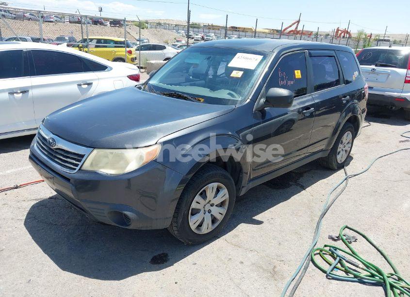 Photo 2 of 2009 Subaru Forester 2.5X (VIN JF2SH61629H763757)