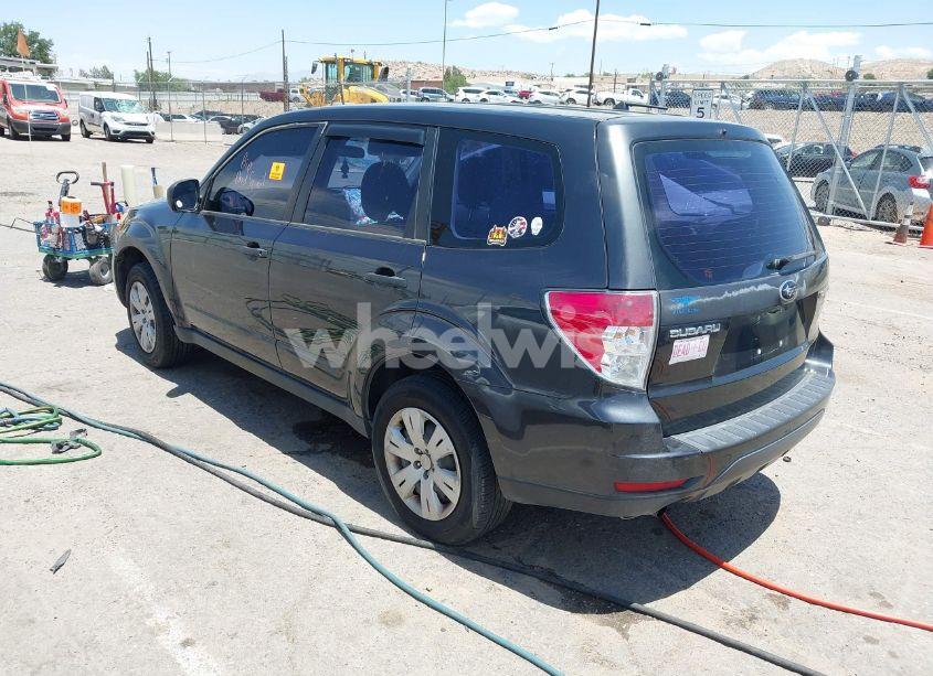 Photo 3 of 2009 Subaru Forester 2.5X (VIN JF2SH61629H763757)