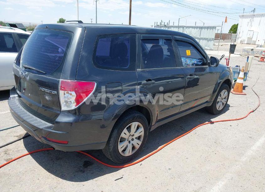 Photo 4 of 2009 Subaru Forester 2.5X (VIN JF2SH61629H763757)