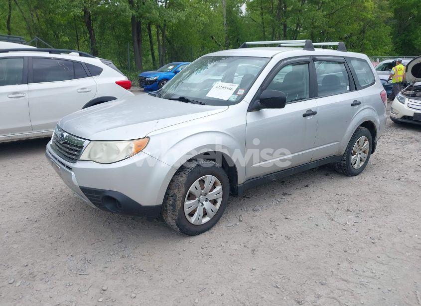 Photo 2 of 2009 Subaru Forester 2.5X (VIN JF2SH61649G791680)