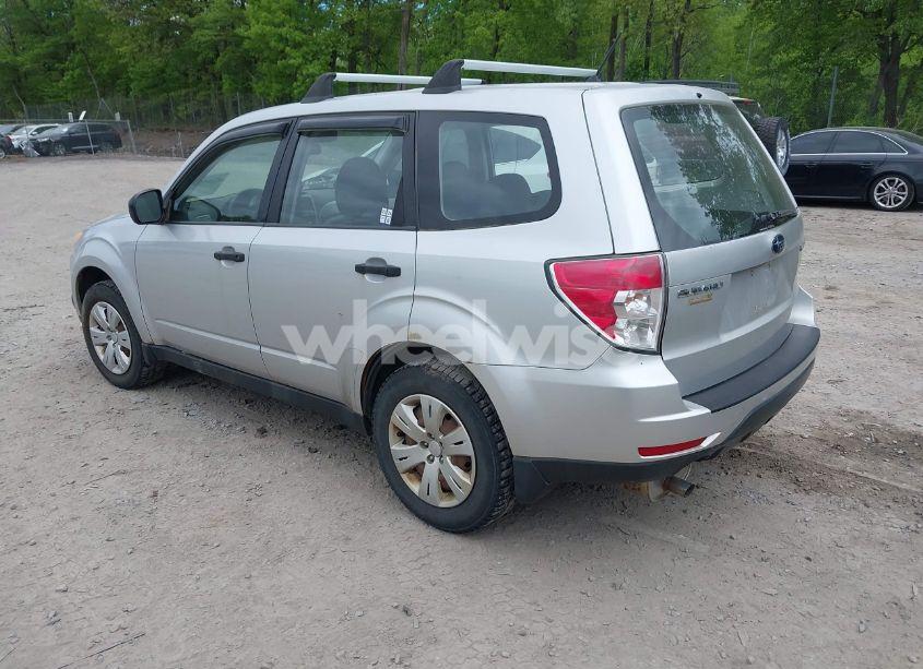 Photo 3 of 2009 Subaru Forester 2.5X (VIN JF2SH61649G791680)