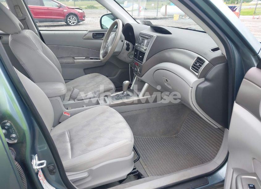 Photo 5 of 2009 Subaru Forester 2.5X (VIN JF2SH61649H717184)