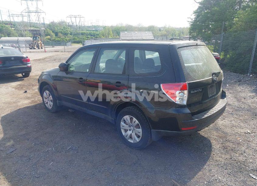 Photo 3 of 2009 Subaru Forester 2.5X (VIN JF2SH61649H747835)