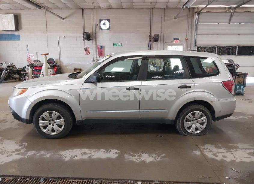 Photo 12 of 2009 Subaru Forester 2.5X (VIN JF2SH61649H772721)