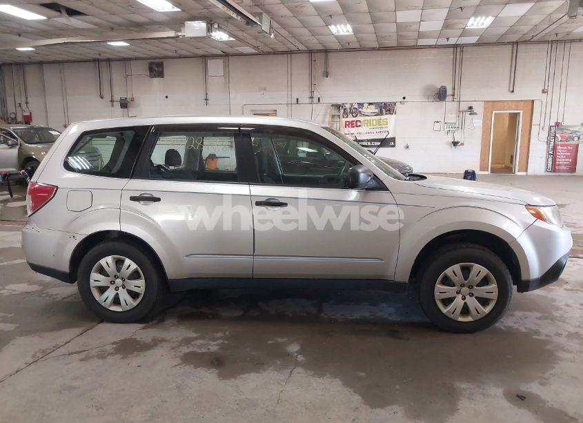Photo 14 of 2009 Subaru Forester 2.5X (VIN JF2SH61649H772721)
