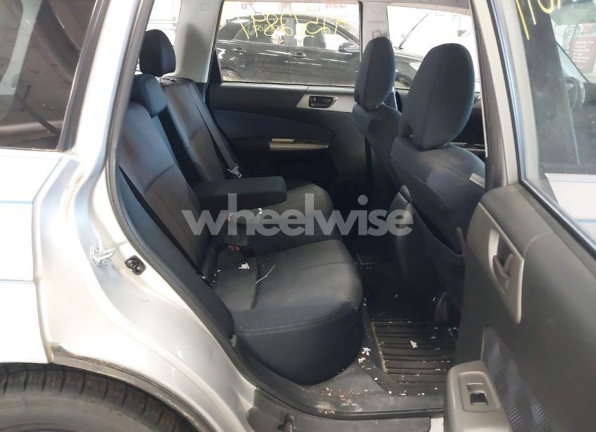 Photo 8 of 2009 Subaru Forester 2.5X (VIN JF2SH61649H772721)