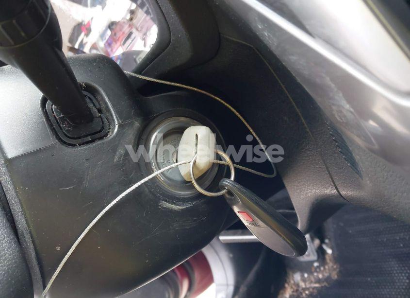 Photo 11 of 2009 Subaru Forester 2.5X (VIN JF2SH61649H783590)