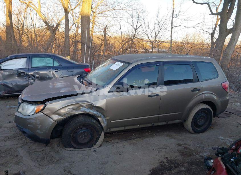 Photo 14 of 2009 Subaru Forester 2.5X (VIN JF2SH61649H793472)