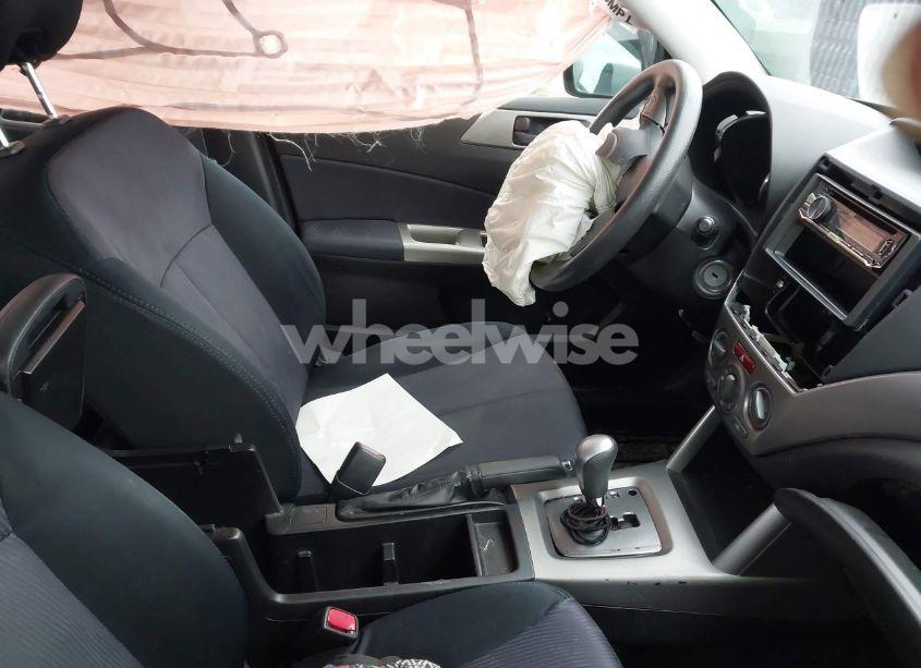 Photo 5 of 2009 Subaru Forester 2.5X (VIN JF2SH61659H722927)