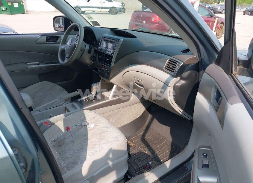 Photo 5 of 2009 Subaru Forester 2.5X (VIN JF2SH61659H738609)