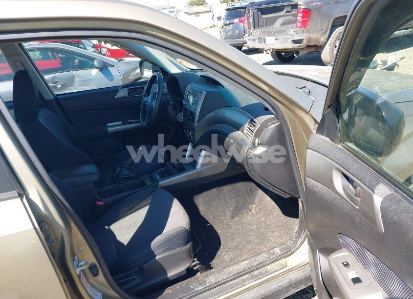 Photo 5 of 2009 Subaru Forester 2.5X (VIN JF2SH61669G719010)