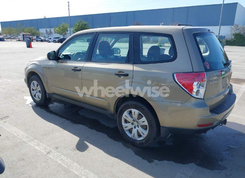 Photo 3 of 2009 Subaru Forester 2.5X (VIN JF2SH61669H789441)