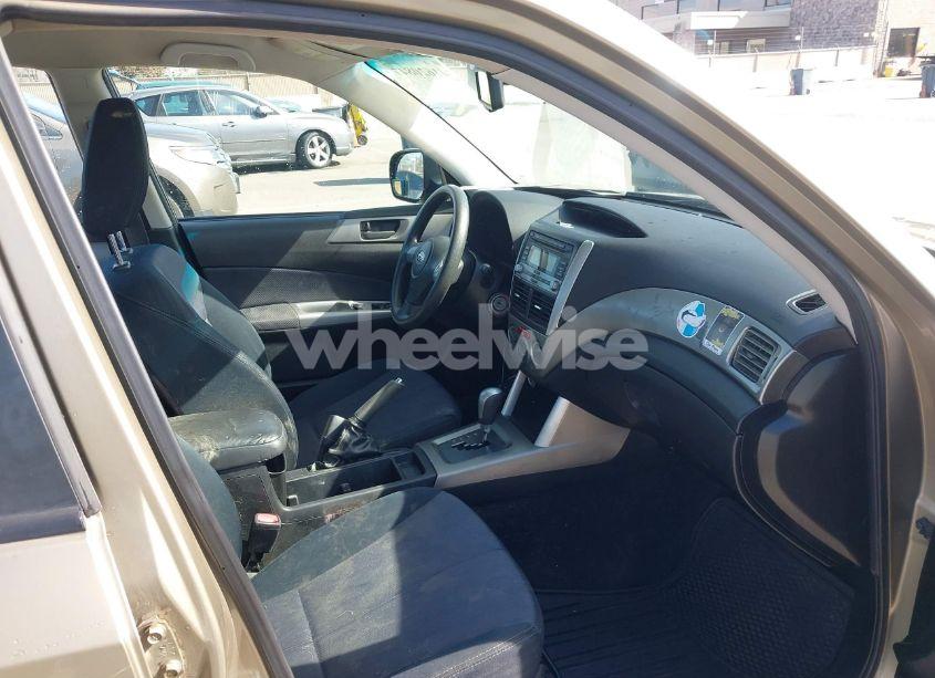 Photo 5 of 2009 Subaru Forester 2.5X (VIN JF2SH61669H789441)