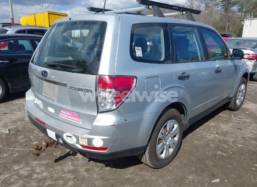 Photo 4 of 2009 Subaru Forester 2.5X (VIN JF2SH61679G791074)