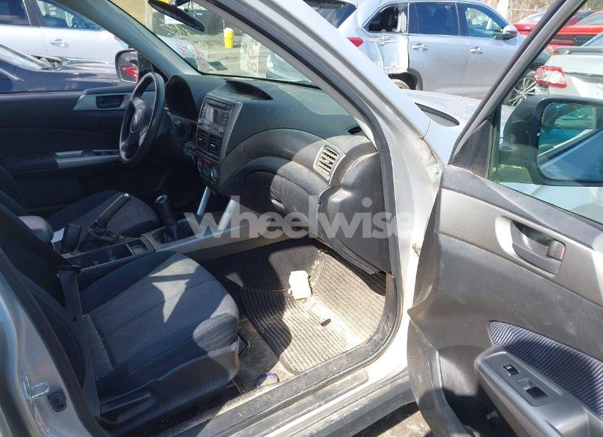 Photo 5 of 2009 Subaru Forester 2.5X (VIN JF2SH61679G791074)
