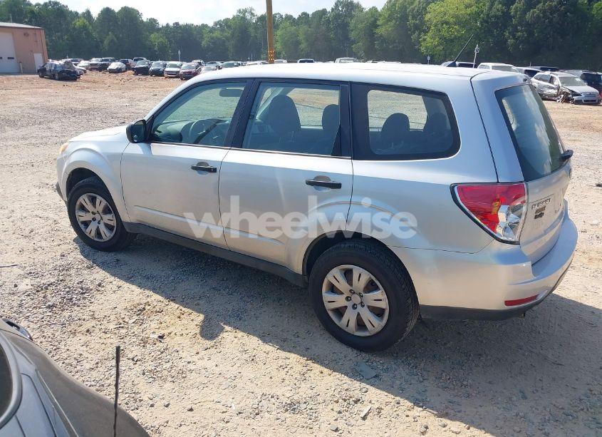 Photo 3 of 2009 Subaru Forester 2.5X (VIN JF2SH61679H722248)