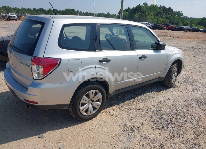 Photo 4 of 2009 Subaru Forester 2.5X (VIN JF2SH61679H722248)