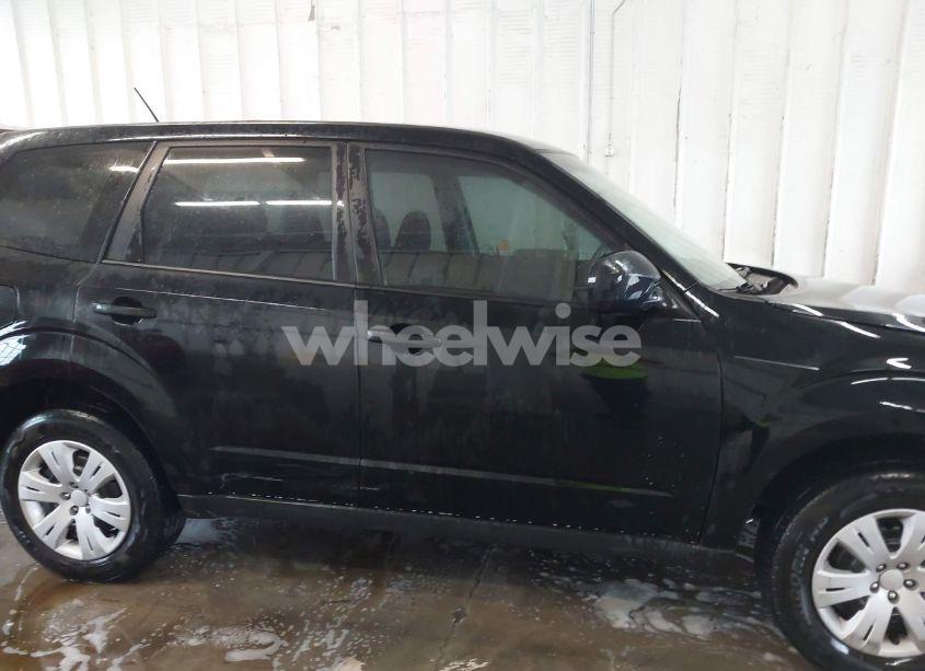 Photo 13 of 2009 Subaru Forester 2.5X (VIN JF2SH61679H759039)