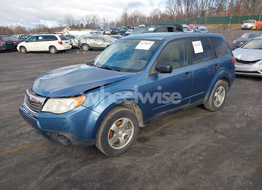 Photo 2 of 2009 Subaru Forester 2.5X (VIN JF2SH61689G745690)