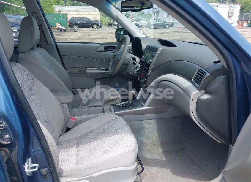 Photo 5 of 2009 Subaru Forester 2.5X (VIN JF2SH61689H718113)